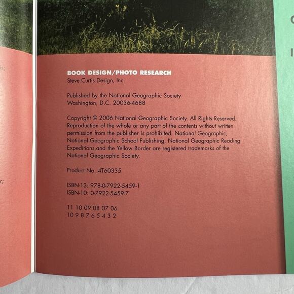 National Geographic Reading Expeditions Explore the Southeast Paperback Book - Picture 4 of 11